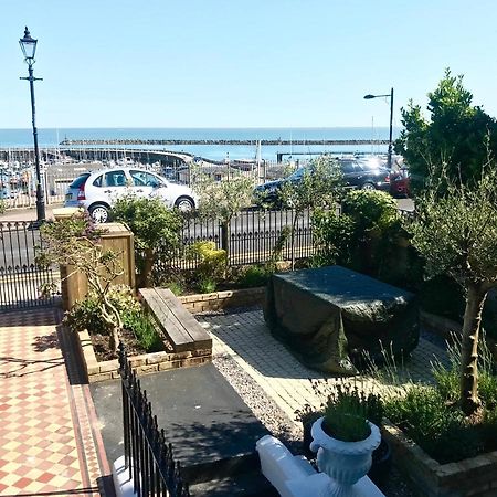 Marina Retreat - Stunning 4 Bedroom, 3 Bathroom House With Harbour Views! Ramsgate Exterior photo