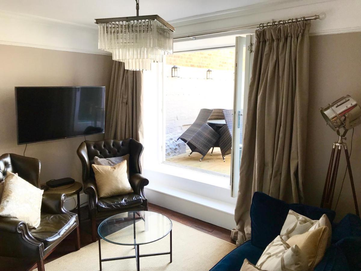 Marina Retreat - Stunning 4 Bedroom, 3 Bathroom House With Harbour Views! Ramsgate Exterior photo